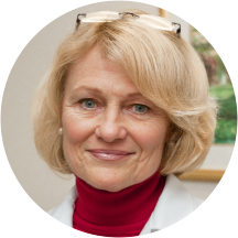 Dr. Sandra Quartner, MD