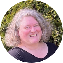 Arwen Huffman, MSW, LCSW, LICSW