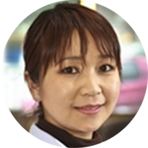 Dr. Chantarat (Jan) Techapanit, DDS