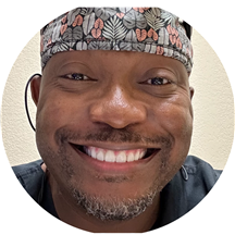 Dr. Idowu Akinyele, DDS