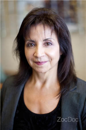 Dr. Noemi Larragoiti, OD