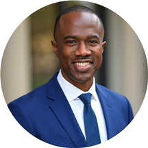 Dr. Raqaq Alebiosu, DC