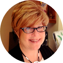 Dr. Shelli Ravine, OD