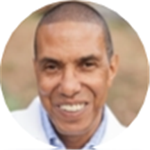 Dumisani Kambi-Shamba, LAc