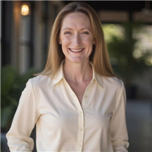 Liz Chouinard, PMHNP