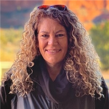 Lorraine Urbaniak, LMFT