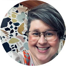 Mary Elizabeth Akinaka, LPC