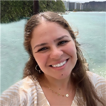 Mia AnduhaHermosura, LMHC