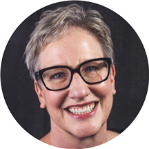 Stacey Lundquist, LCPC