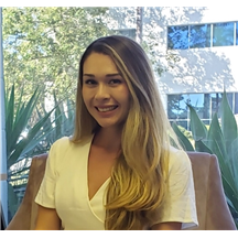 Vaneza Villagomez, LMFT