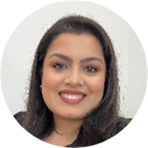 Zeenia Momin, LPC Associate